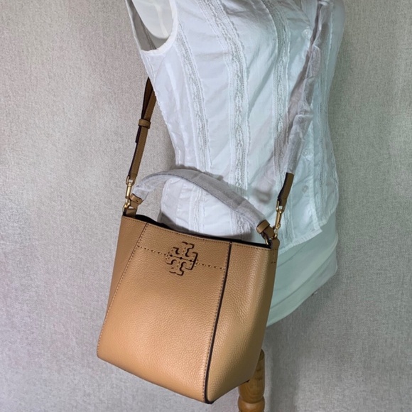 Tory Burch McGraw Tiramisu Tan Leather Small Bucket Tote/Crossbody Bag + Wallet - Picture 12 of 15